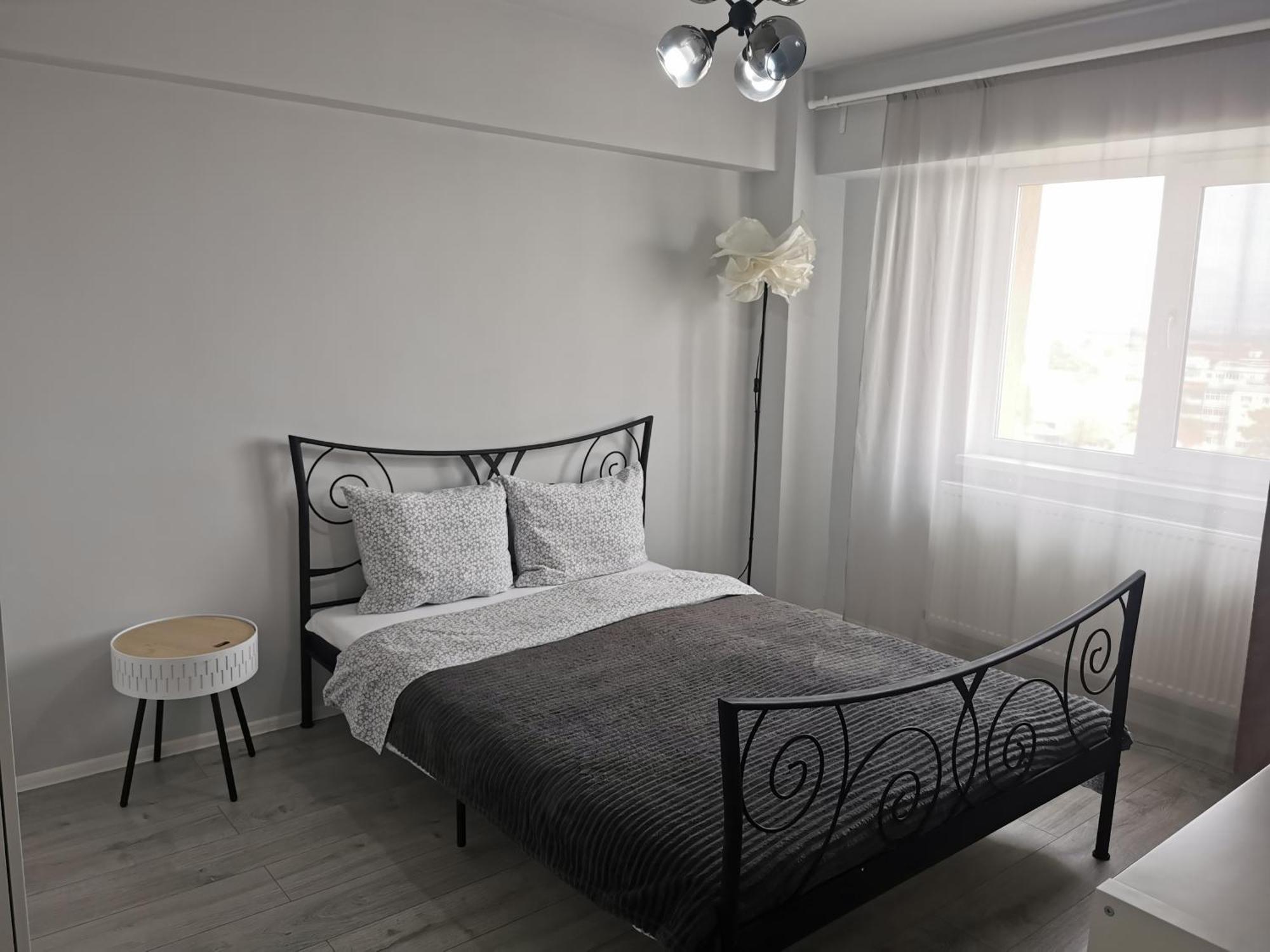Apartament Carla Apartment Deva Exterior photo